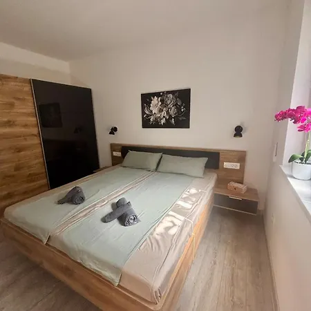 Mali Bei Nin 300m Zum Sandstrand Apartment *