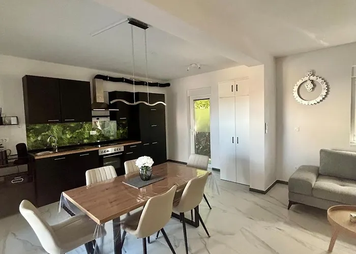 Apartamento Mali Bei Nin 300m Zum Sandstrand *