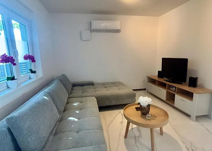 Apartamento Mali Bei Nin 300m Zum Sandstrand